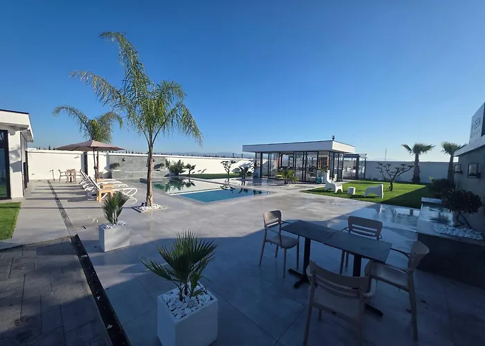 Zen Rrushkull (Durres)