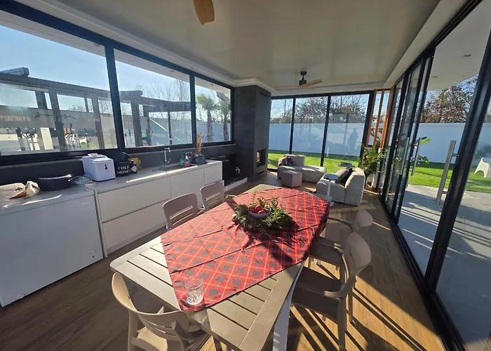 Zen וילה Rrushkull (Durres)