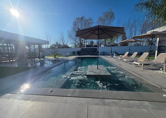 Zen Rrushkull (Durres)