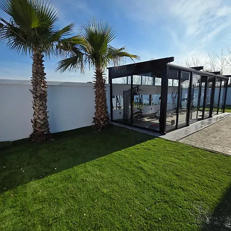 Villa Zen Rrushkull (Durres)
