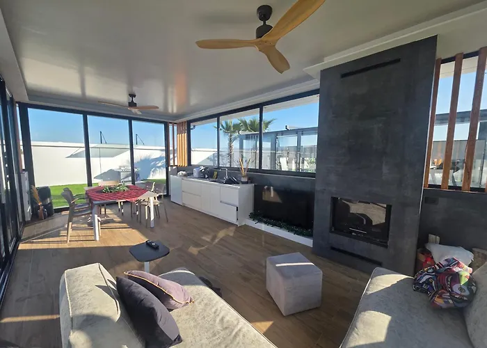 Villa Zen Rrushkull (Durres)